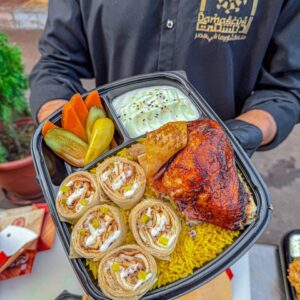 ١/٤ فرخة + ٥ قطع شاورما عربي